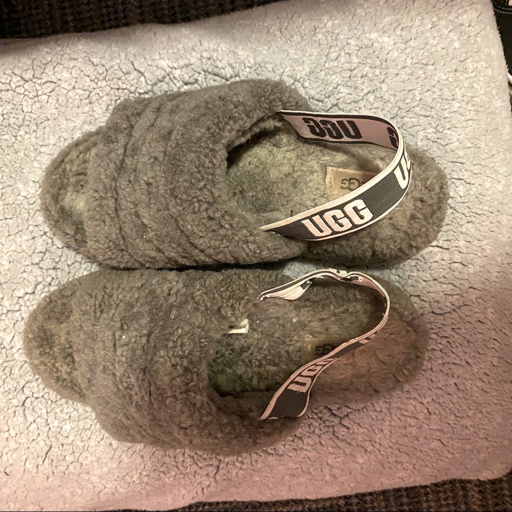 Ugg Fluff Yeah Slides